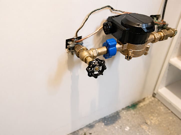 water pressure issue because get valve requires full counterclockwise turns